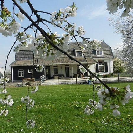 B&B De Bloesemgaard Eck en Wiel 外观 照片